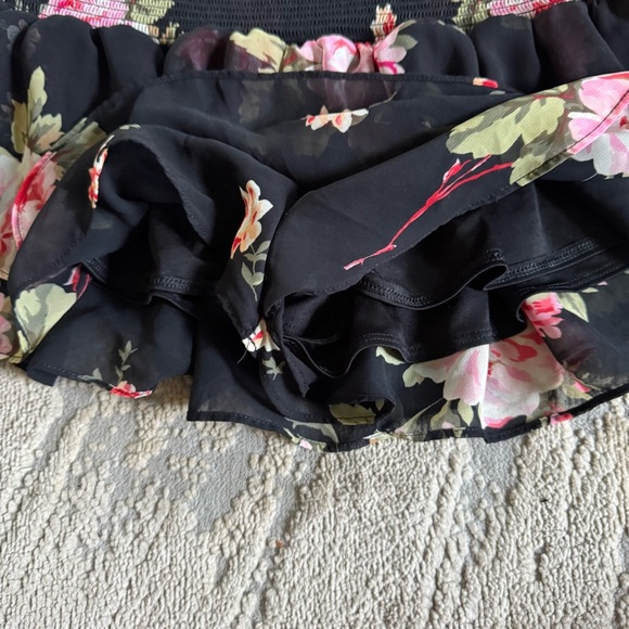 Express skorts pull on elastic waist black floral Aztec print pleated mini XS - Picture 7 of 10